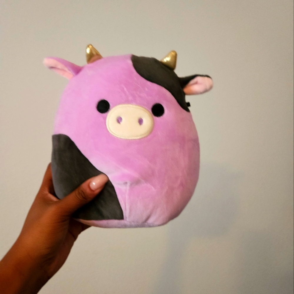 7" Alexie the cow  squishmallow
